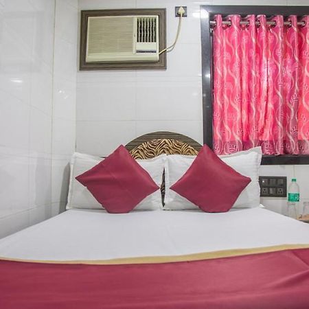 Relax Guest House Мумбай Екстериор снимка